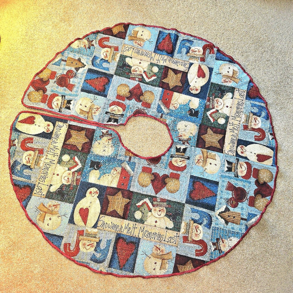 2001 Tapestry Christmas Tree Skirt, Rustic Snowman Birdhouse 50" EVC Mohawk Home - Picture 2 of 5